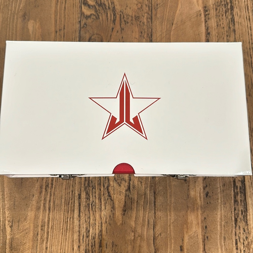 Jeffree Star Blood Sugar Palette